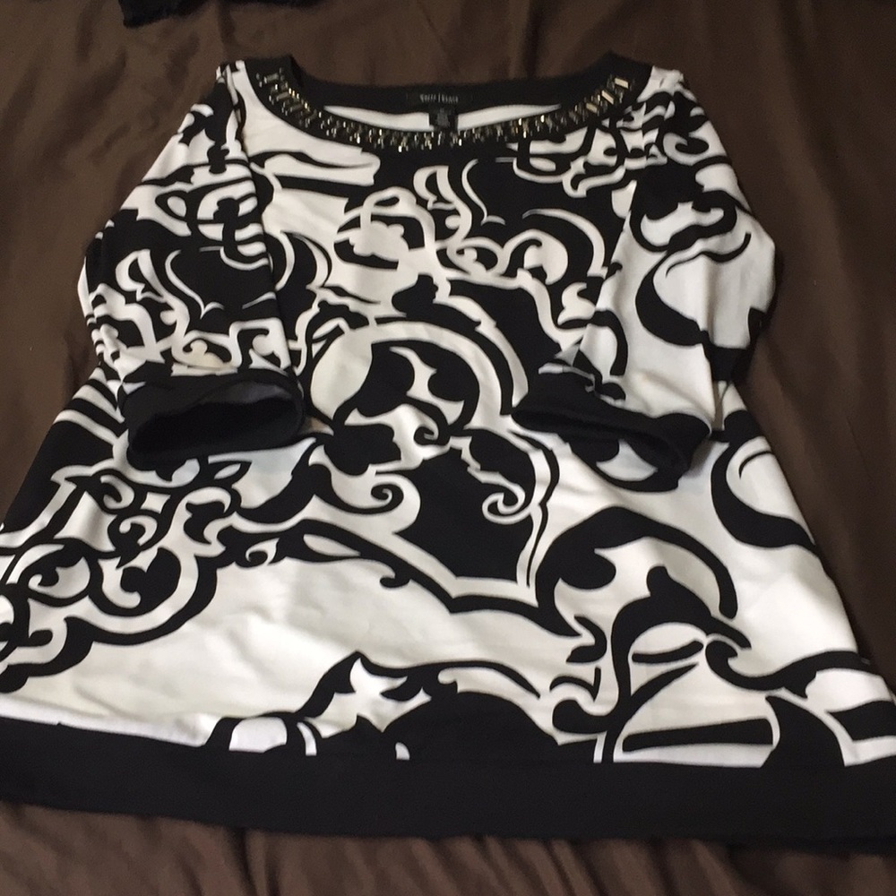 Whbm tunic with collar embellishments